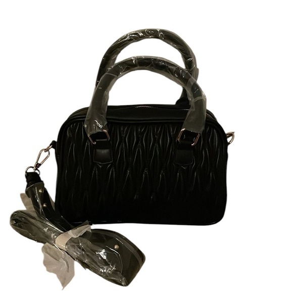 NWT. Valentino Orlandi Black Handbag - Picture 2 of 5